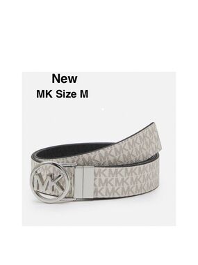 New Michael Kors Reversible Buckle Belt 558385-407-M (white/babyblue/silver)⭐️⭐️